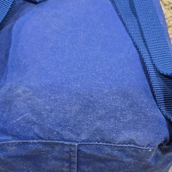 FJALL RAVEN KANKAN MINI BACKPACK IN COBALT BLUE. FLAWED... - Picture 11 of 16